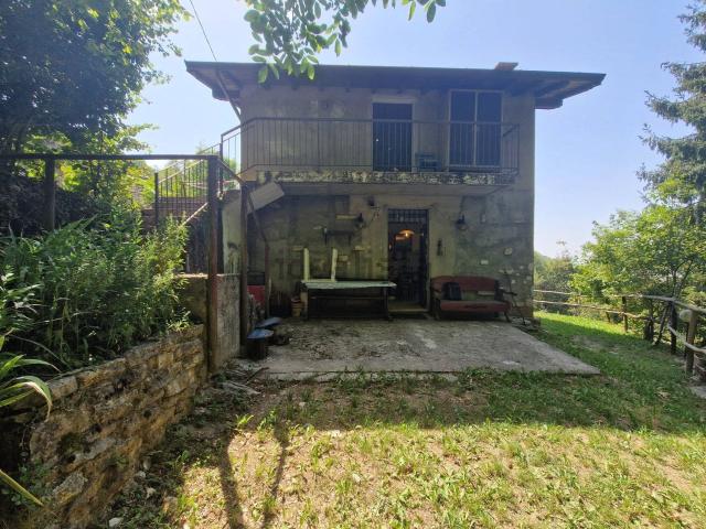 Casa in vendita a Silviane, Brione