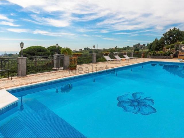 Casa in vendita a Acireale, Sicilia