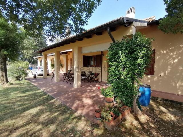 Casa in vendita a Carmignano, Toscana