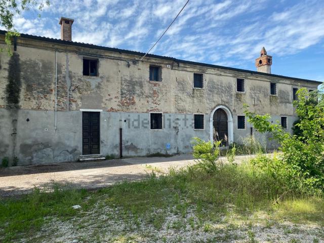 Casa in vendita a Bovolone, Veneto