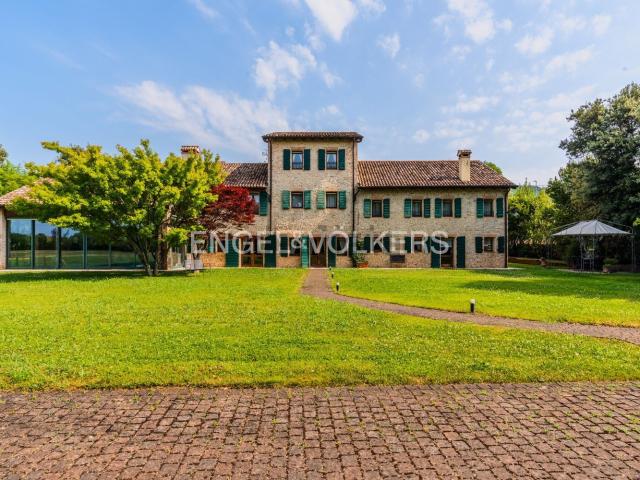 Casa in vendita a Volpago Del Montello, Veneto