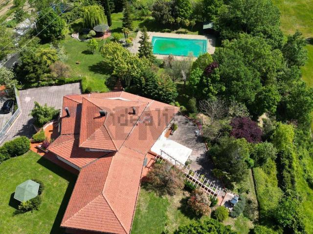 Casa in vendita a Collepaganello, Marche