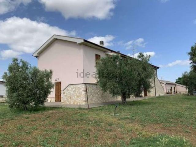 Casa in vendita a Neghelli, Orbetello