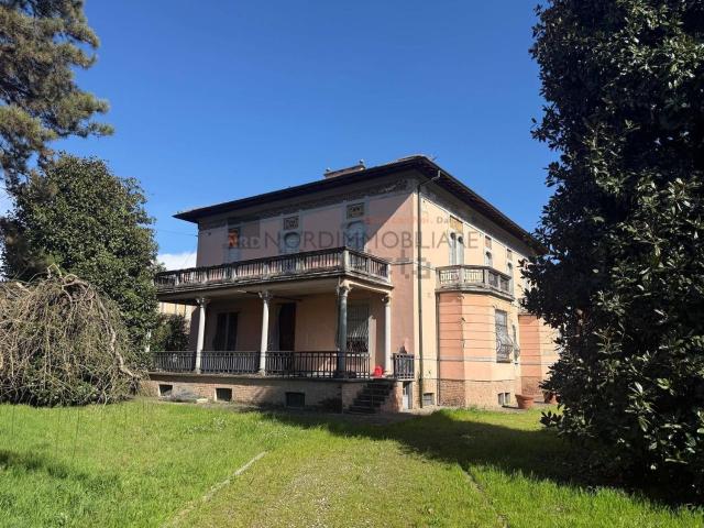 Casa in vendita a Caravaggio, Lombardia