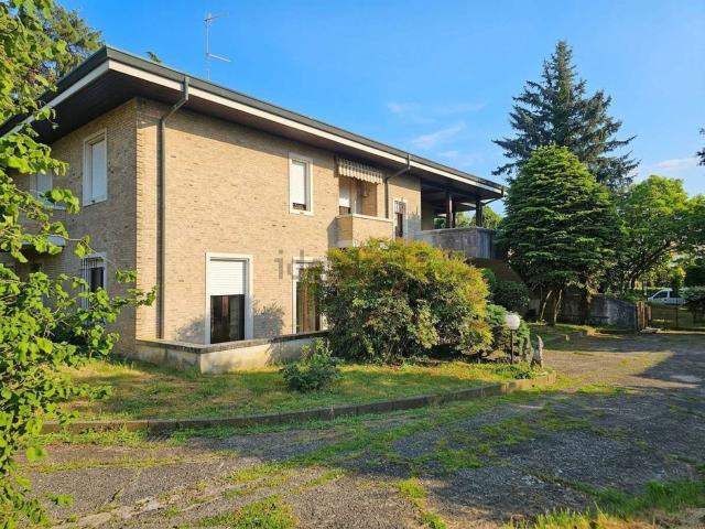 Casa in vendita a Villa D'adda, Lombardia