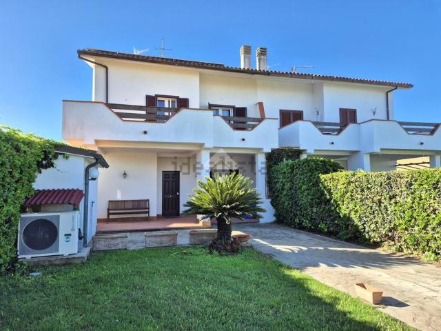 Casa in vendita a Tarquinia, Viterbo