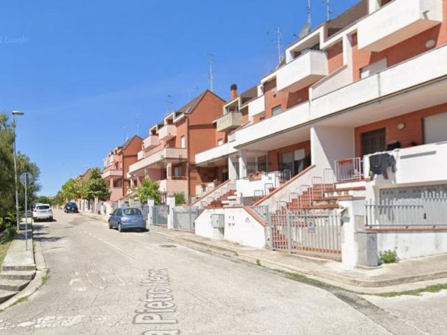 Casa in vendita a Corva, Marche