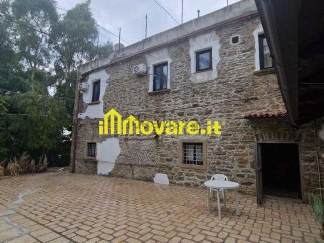 Casa in vendita a Rotondella, Basilicata