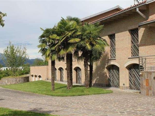 Casa in vendita a Bernareggio, Lombardia