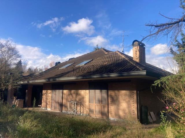 Casa in vendita a Carimate, Lombardia