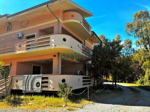 Casa in vendita a Calabria, Reggio Calabria