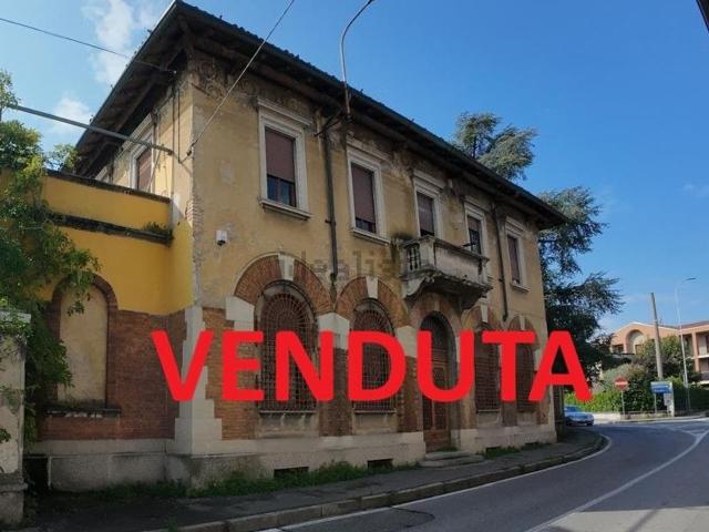 Casa in vendita a Vaprio D'adda, Lombardia