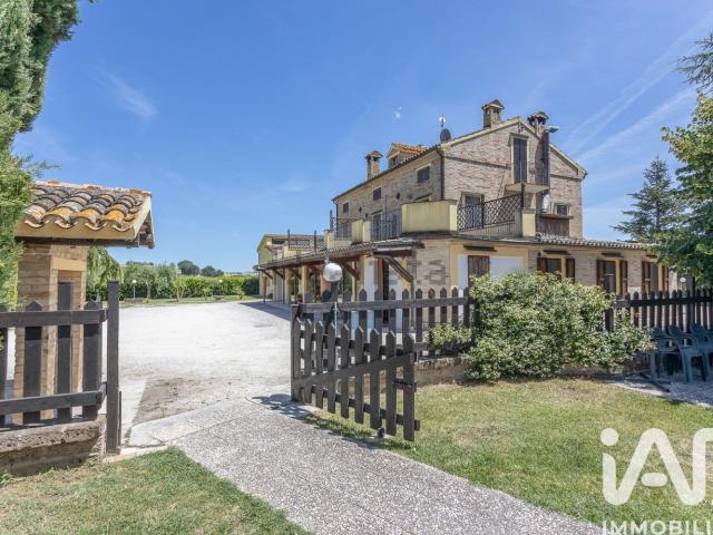 Casa in vendita a Marche, Fermo