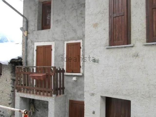 Casa in vendita a Chiuro, Lombardia