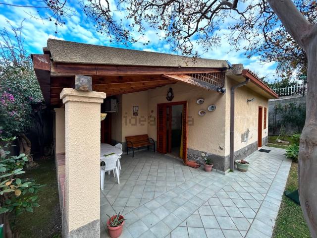 Casa in vendita a San Filippo, Furnari