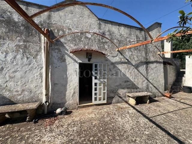Casa in vendita a Contrada Badessa, Puglia
