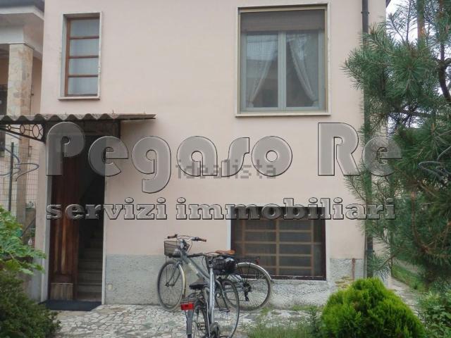 Casa in vendita a Vigevano, Lombardia