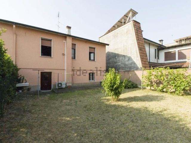 Casa in vendita a Livraga, Lombardia