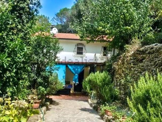 Casa in vendita a Solaro, Lerici