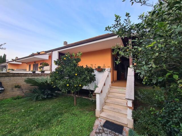 Casa in vendita a Roma Capitale, Lazio