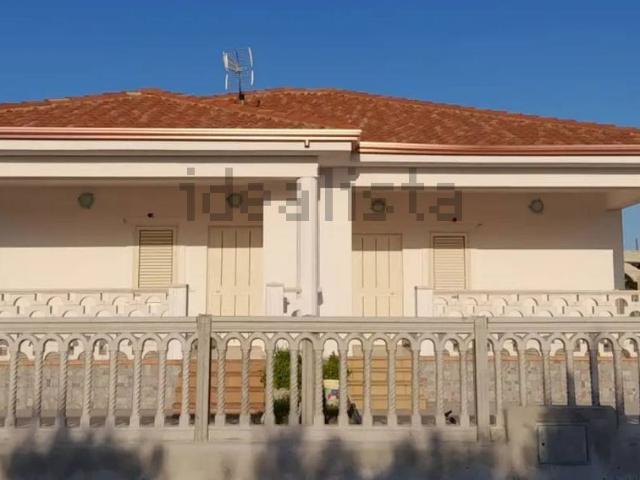 Casa in vendita a Calabria, Crotone