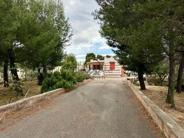 Casa in vendita a Puglia, Barletta-andria-trani