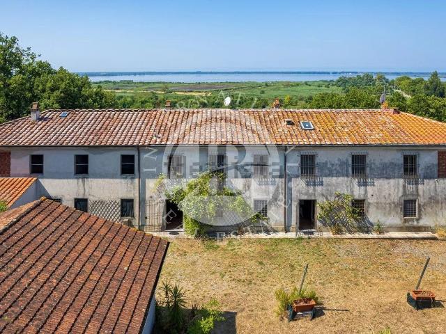Casa in vendita a Massarosa, Toscana
