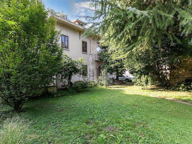 Casa in vendita a Santuario, Saronno