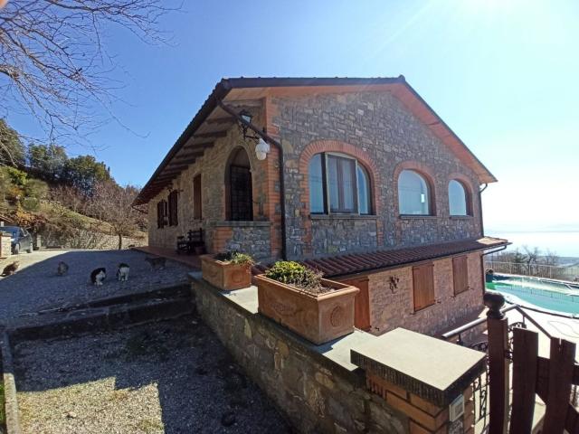 Casa in vendita a Lisciano Niccone, Umbria