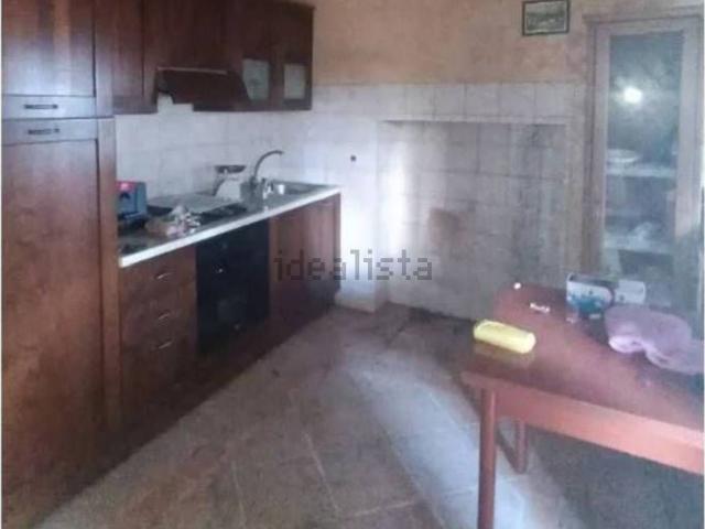 Casa in vendita a Tizzano Val Parma, Reggio Emilia