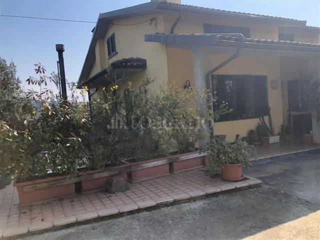 Casa in vendita a Borgano, Lamporecchio