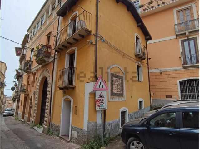 Casa in vendita a Calabria, Catanzaro