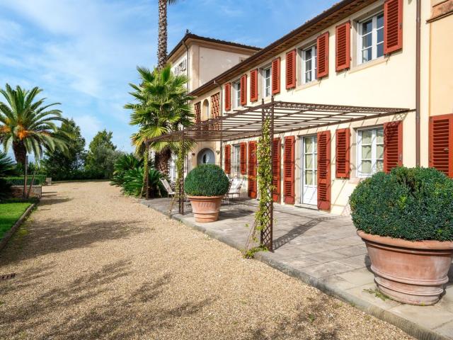 Casa in vendita a Montecarlo, Toscana