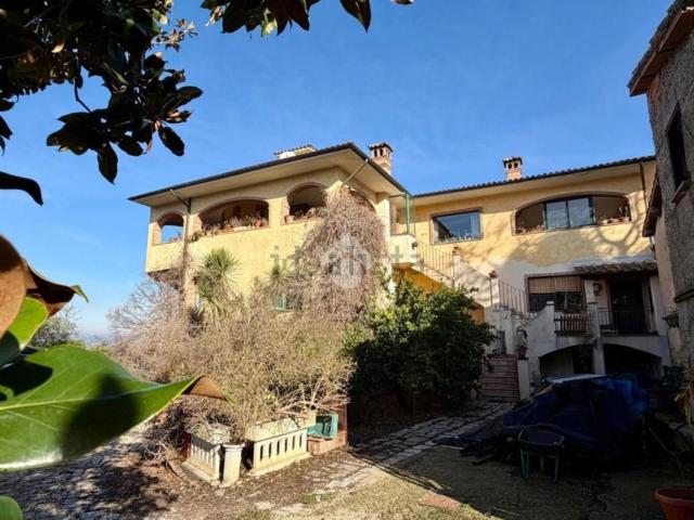 Casa in vendita a Selci, Lazio