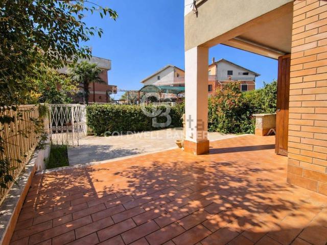 Casa in vendita a Tarquinia Lido, Tarquinia