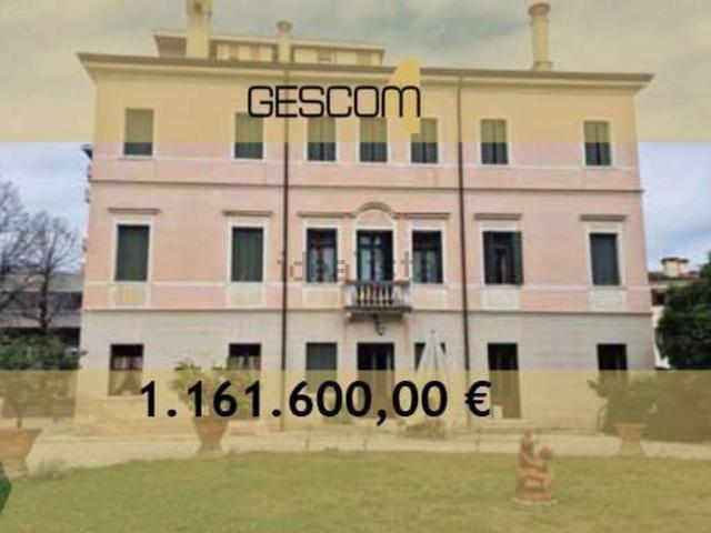 Casa in vendita a Centro, Montebelluna