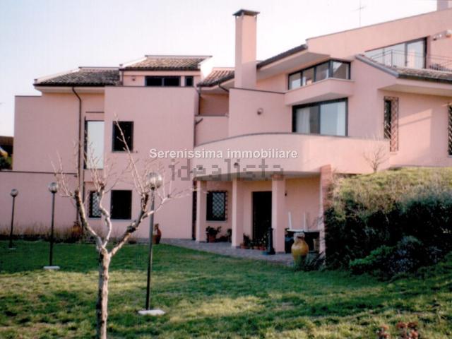 Casa in vendita a Solfanuccio, Marche