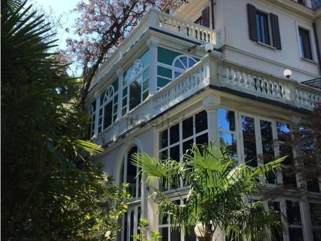 Casa in vendita a Comunità Montana Valli del Verbano, Luino
