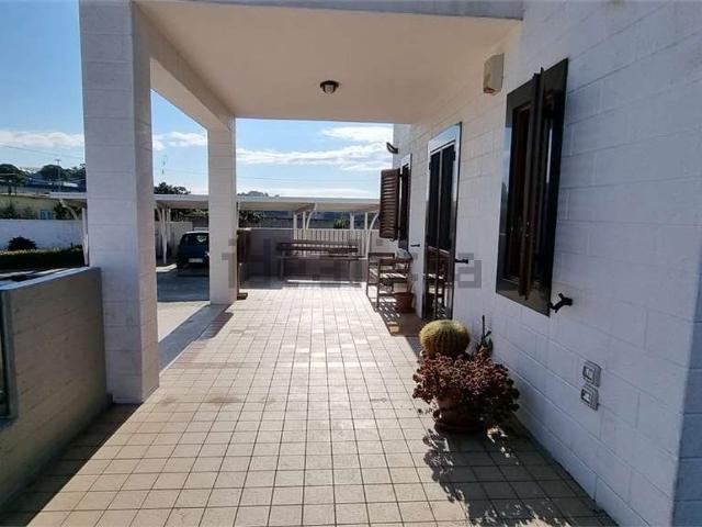 Casa in vendita a Puglia, Bari