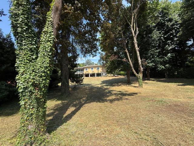 Casa in vendita a Carimate, Lombardia