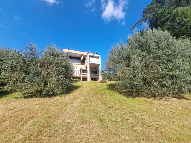 Casa in vendita a Signa, Toscana