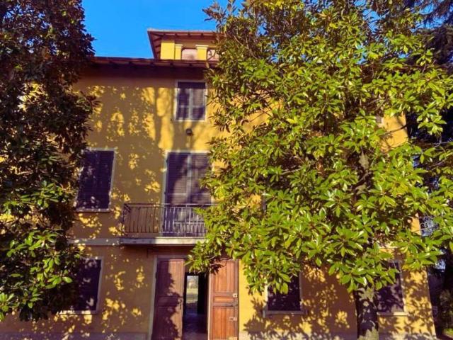 Casa in vendita a Val d’Enza, Re