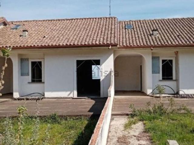 Casa in vendita a Soriano Nel Cimino, Lazio