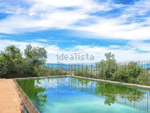 Casa in vendita a Galcetello e Villa Fiorita, Prato