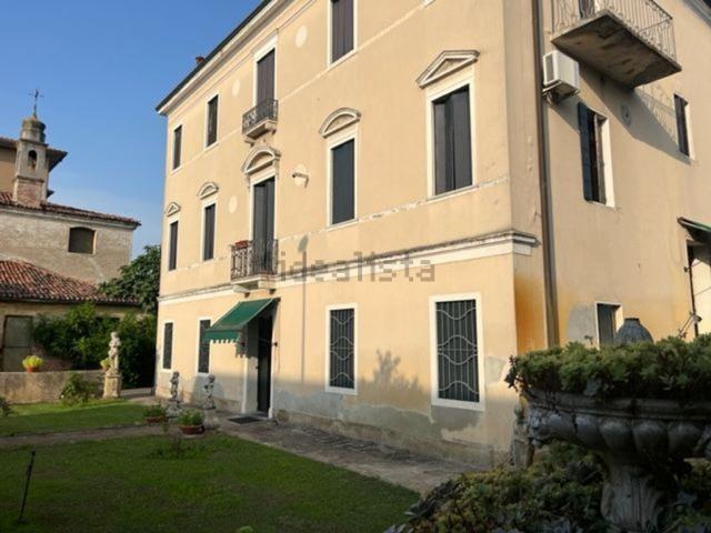Casa in vendita a Este, Veneto