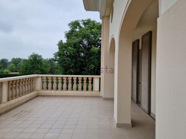 Casa in vendita a Modena, Punta