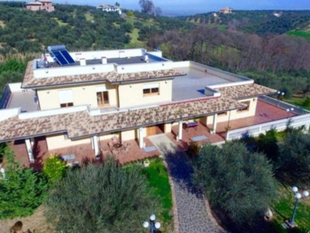Casa in vendita a Pianella, Abruzzo