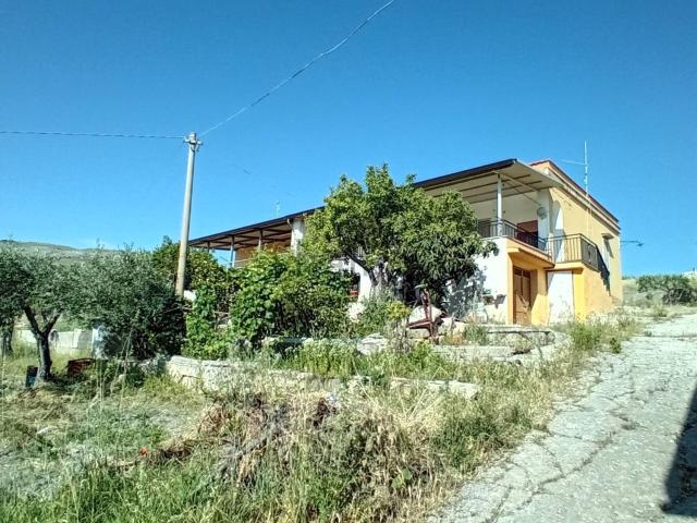 Casa in vendita a Sambuca Di Sicilia, Sicilia