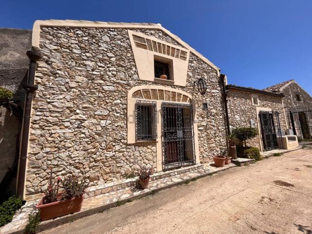 Casa in vendita a Castellammare Del Golfo, Sicilia