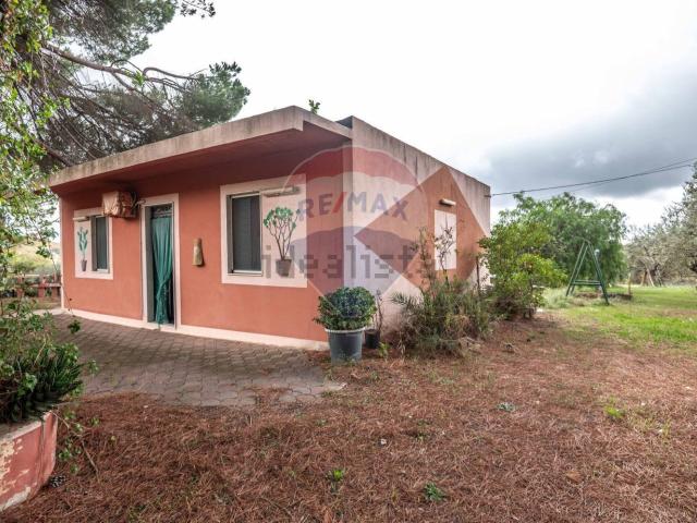 Casa in vendita a Canali, Piazza